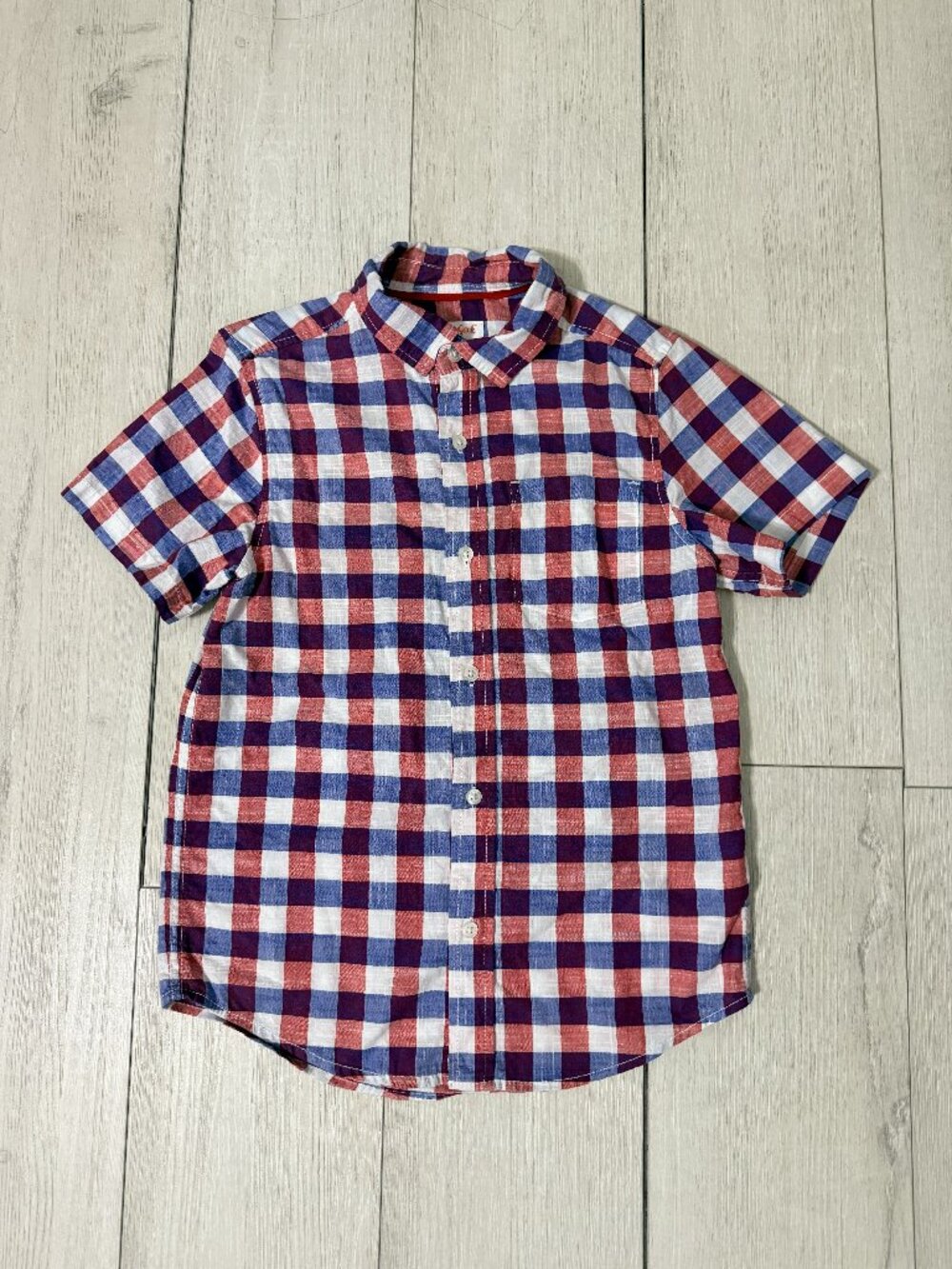 Cat & Jack Boy's Button Down Shirt Short Sleeve Red White Blue Plaid Medium 8